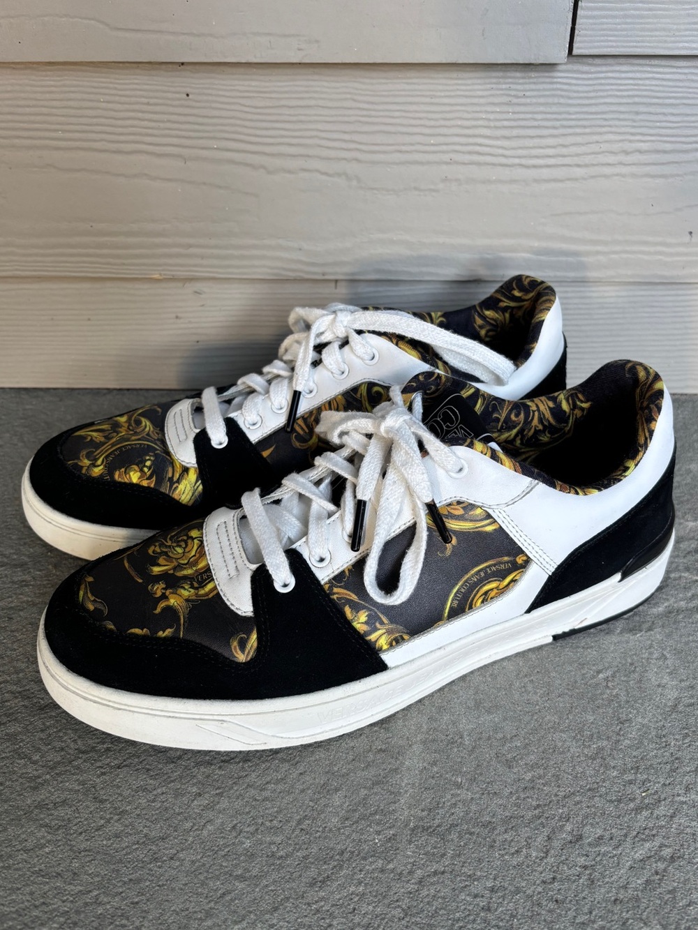 Versace Gold Hibiscus Sneakers 🔥